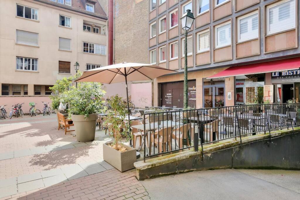 Appartement Spacieux Au Coeur De Страсбург Екстериор снимка